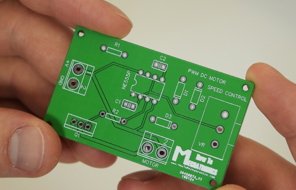 制造555定时器直流电机速度PCB