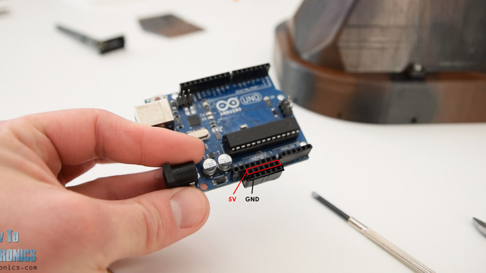 Arduino Uno -这个DIY遥控气垫船的大脑