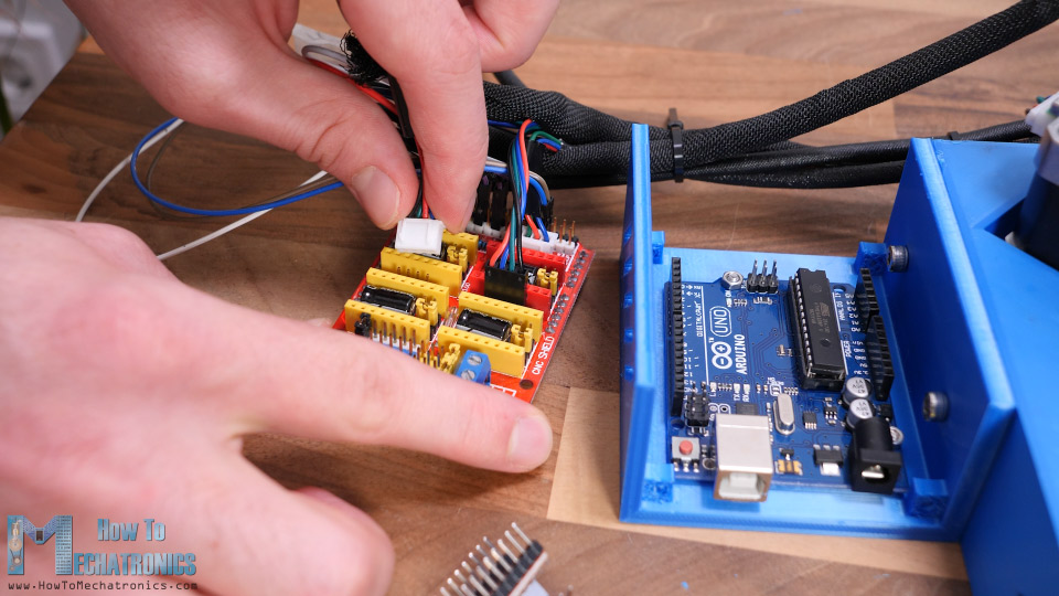 Arduino Uno和CNC屏蔽用于控制Scara机器人4步进电机